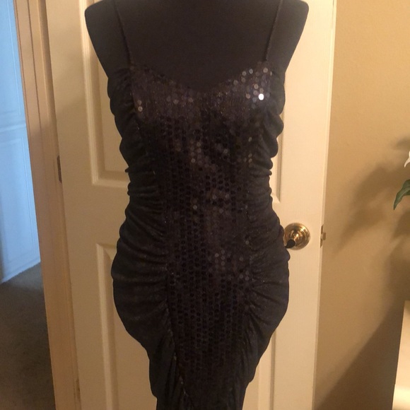 Sparkle thread and sequined dress with bolero jacket - Picture 6 of 13